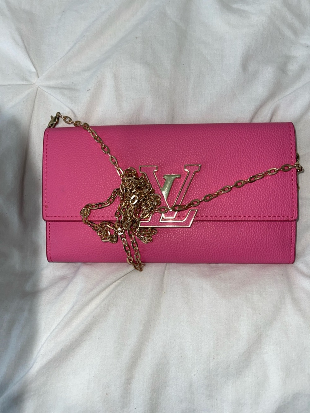 Pink Chain Wallet on Chain